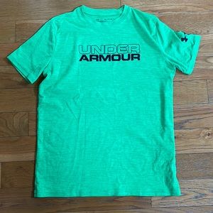Under Armour Boys top XL
